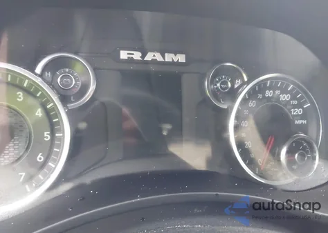 2024 Ram 2500 from USA, damaged, VIN 3C6UR5CJ3RG328604